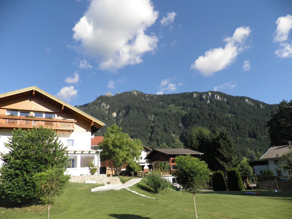 Apartamento Haus Sonnblick Wängle Exterior foto